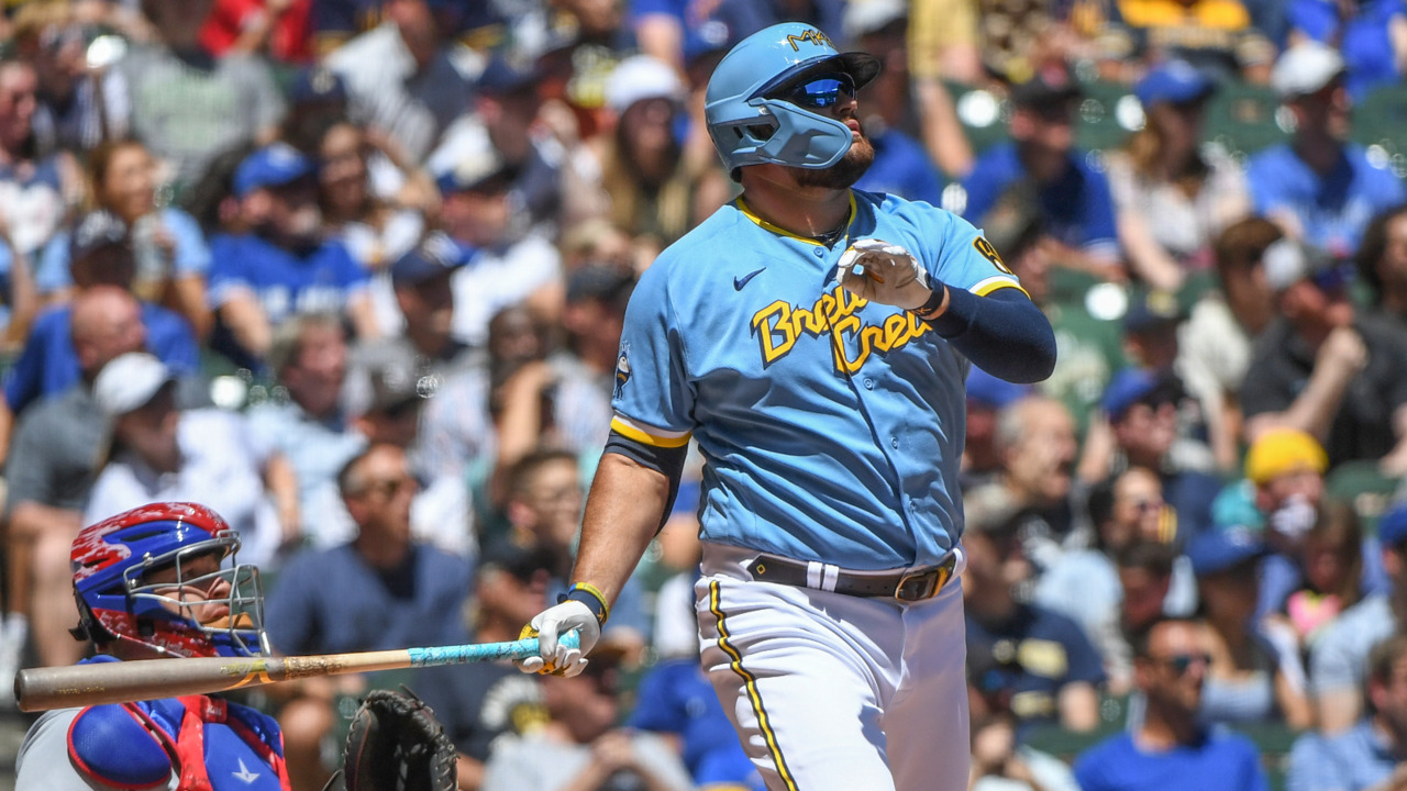 Teres bombards the Blue Jays with a back-to-back bomb against the club in front of him
