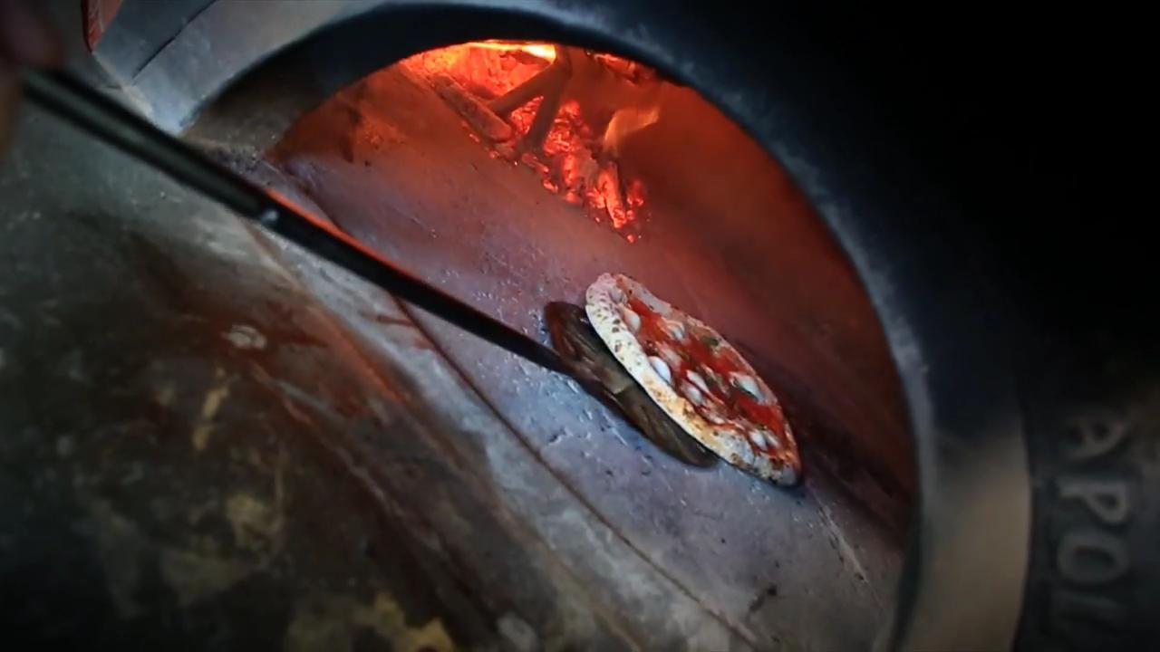 STG Pizzeria & Gelateria link