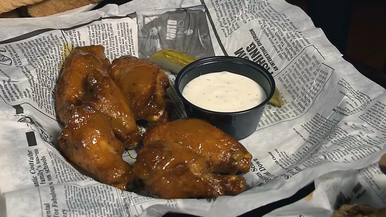 Longshots Bar & Grill link