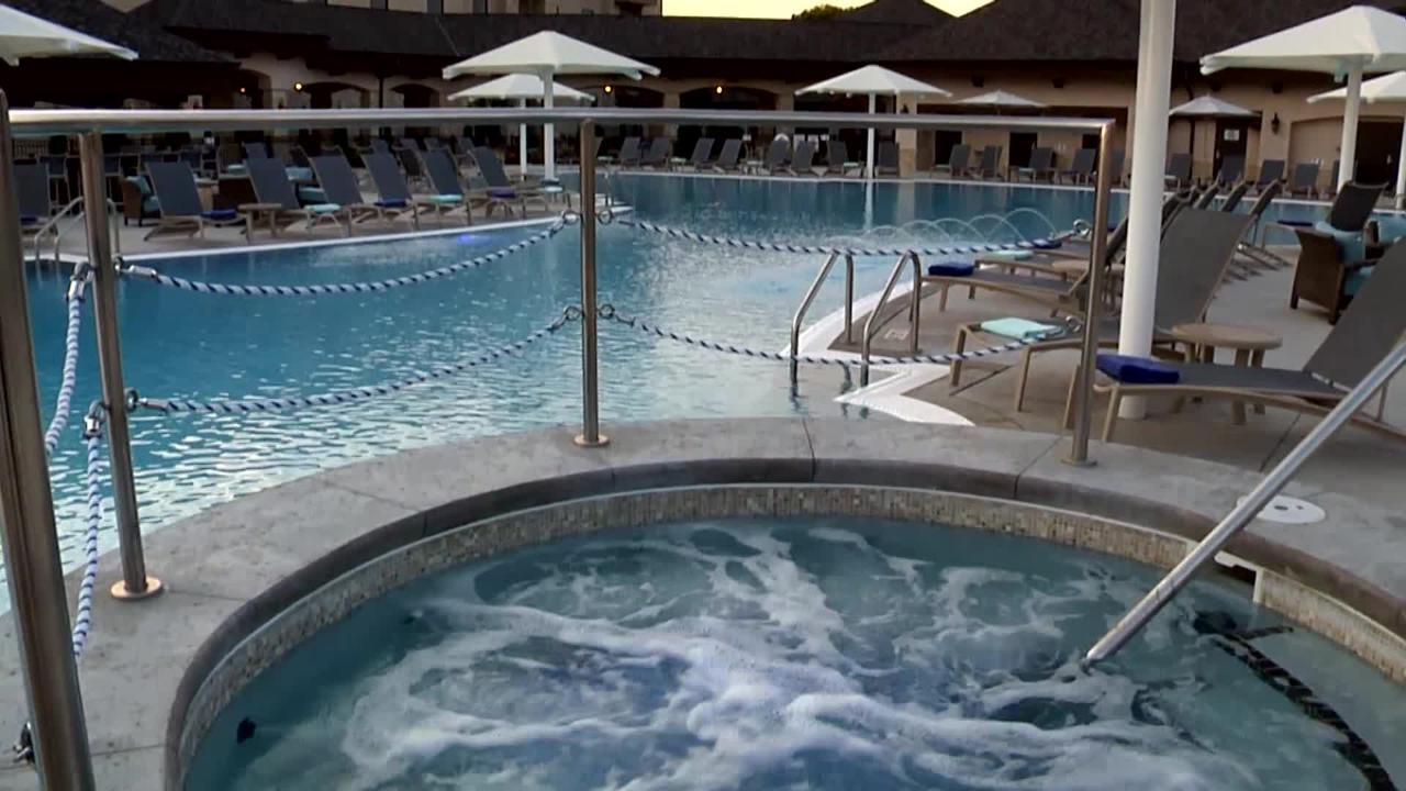 Shangri-La Resort link