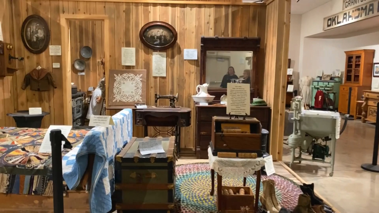 1893 Land Run Historical Center link