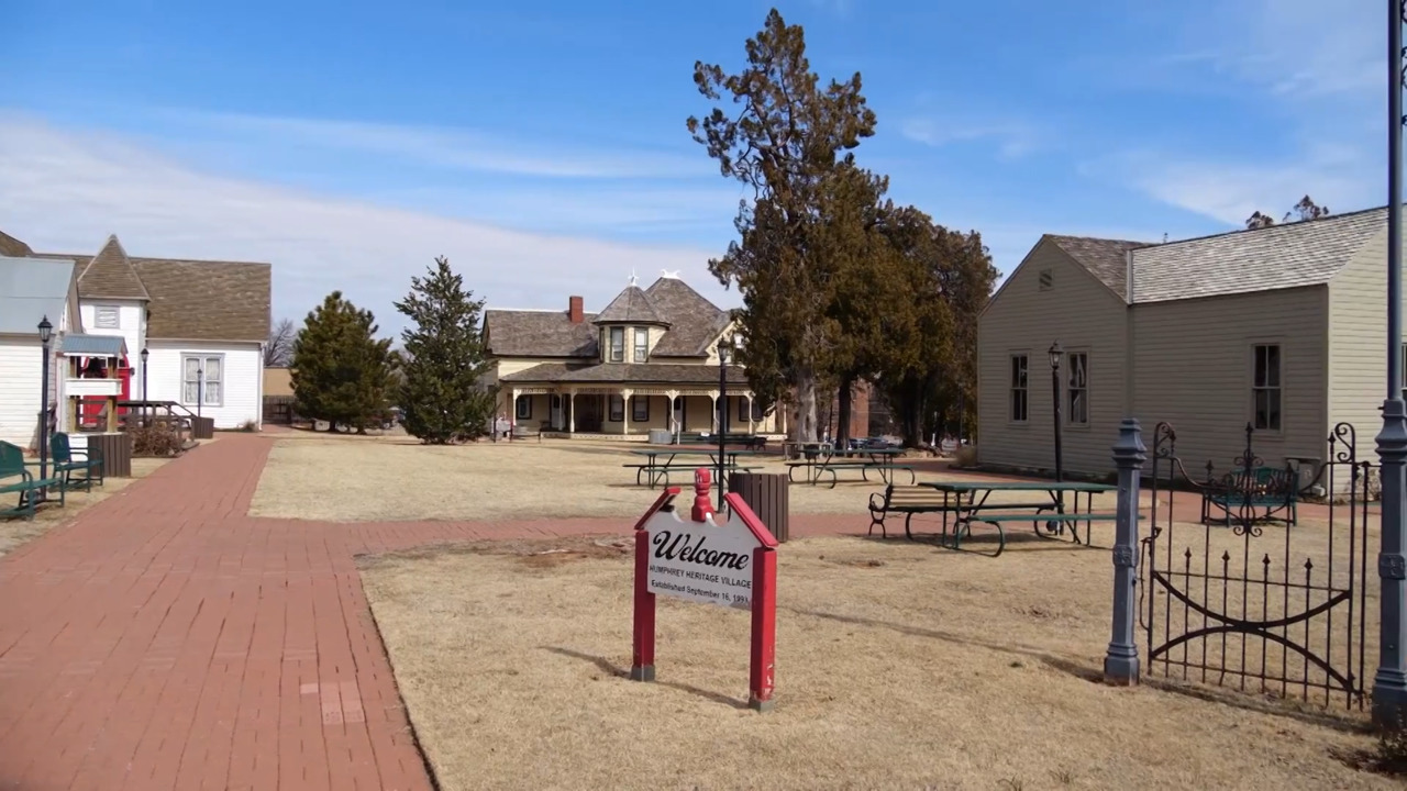 Cherokee Strip Regional Heritage Center link