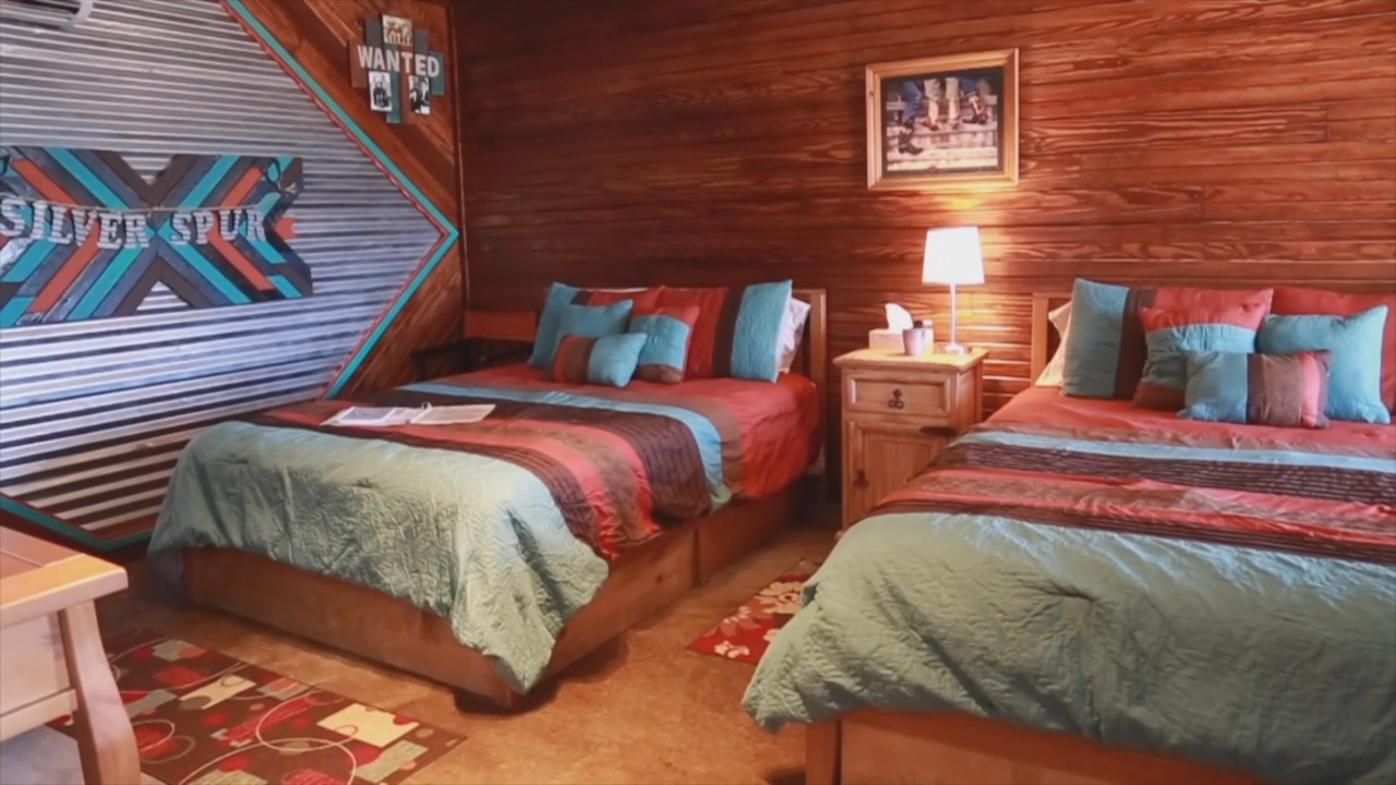 Lazy Buffalo Cabins link