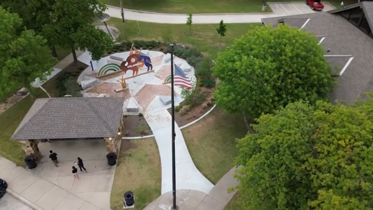 Tourism Information Center/Thackerville link