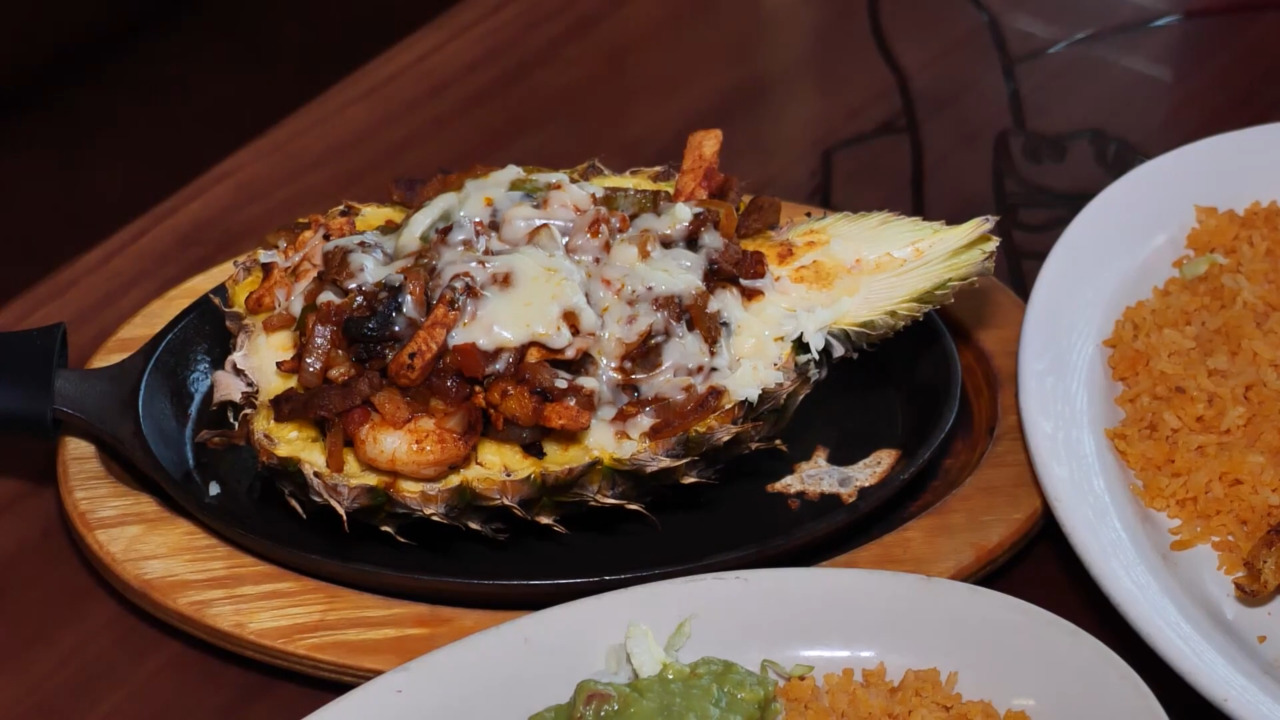 Mariachi Mexican Grill link