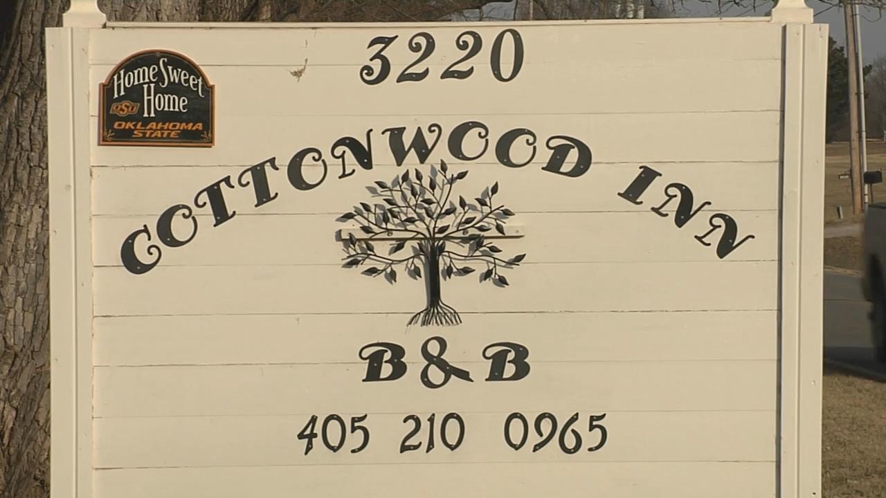 Cottonwood Inn Bed and Breakfast link