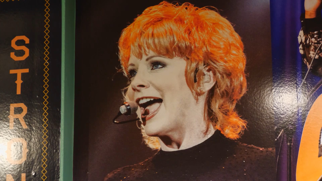 “Stronger Together: The Power of Women in Country Music” exhibit/Woody Guthrie Center link