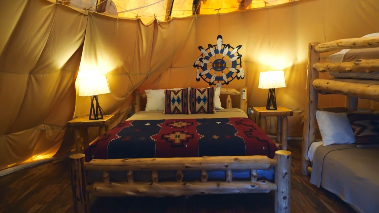 Orr Family Farm Lodging link