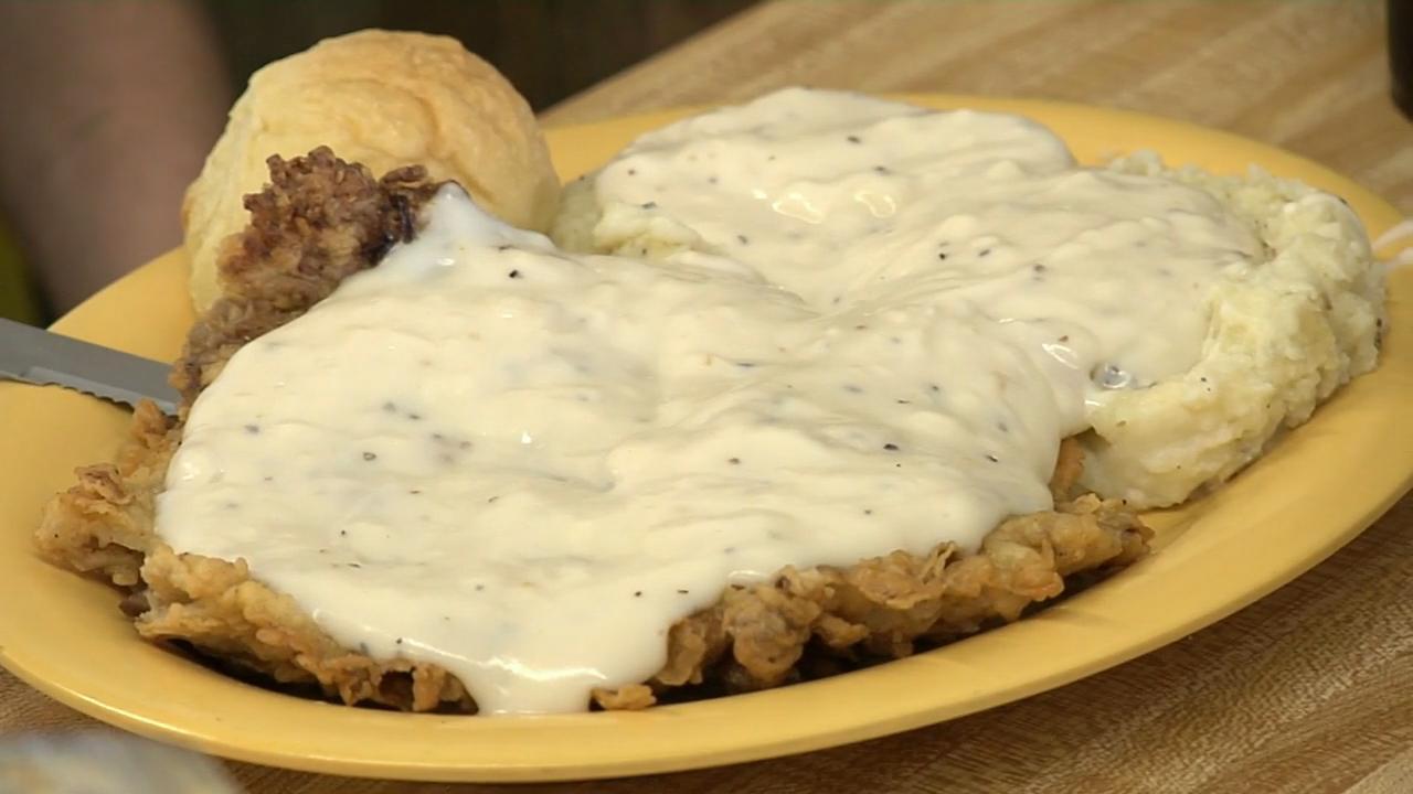 Outlaws Grocery and Diner link