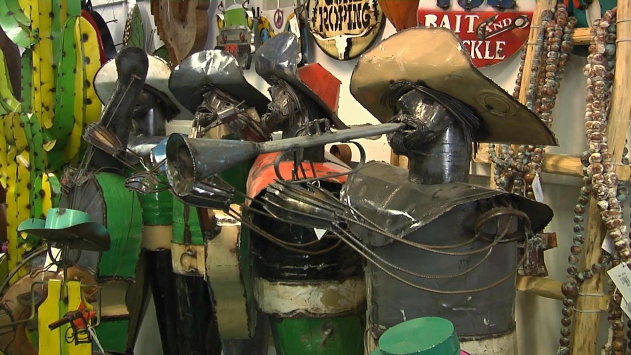 Buckin' Flamingo link