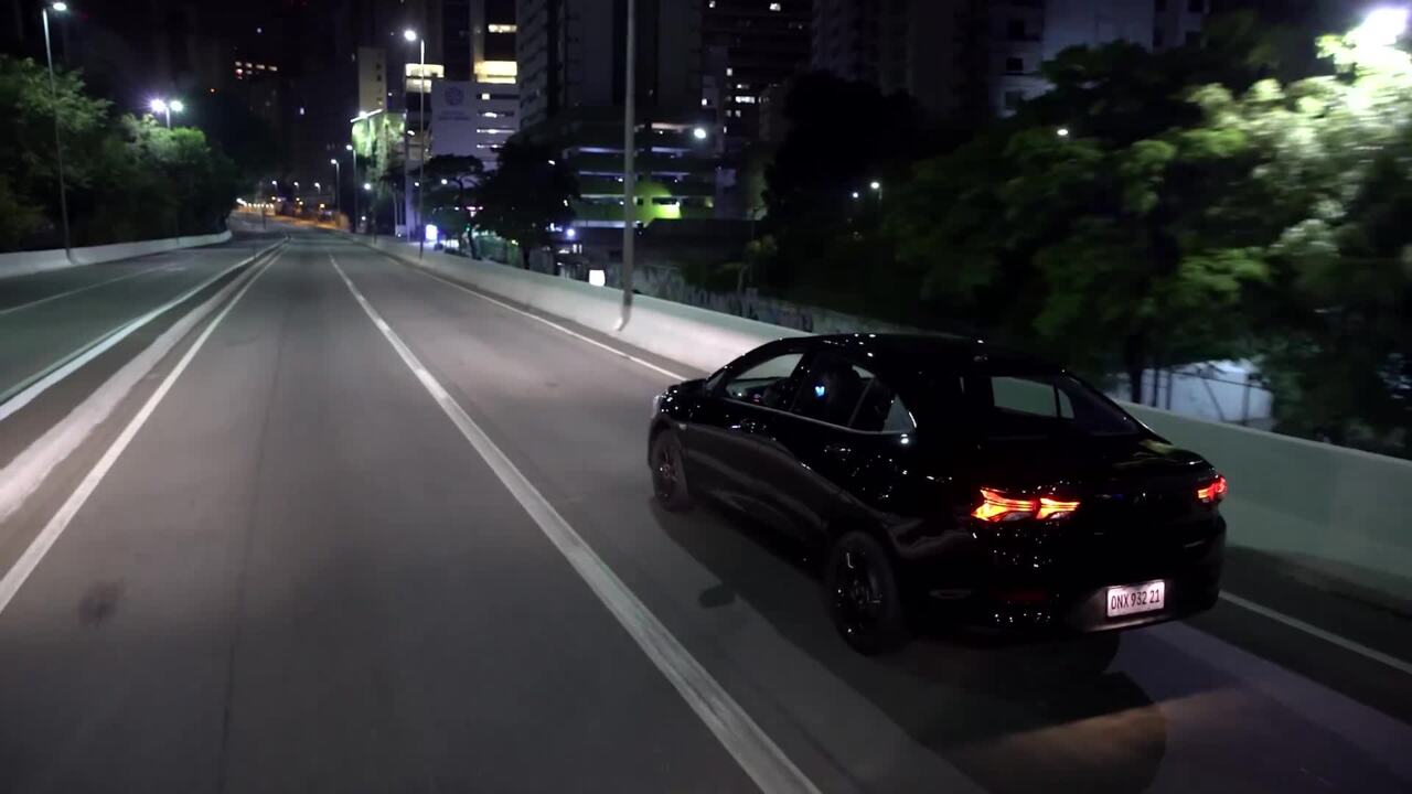 Onix Premier estreia conceito de carro sem fio