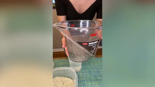 Cat Litter Dissolving