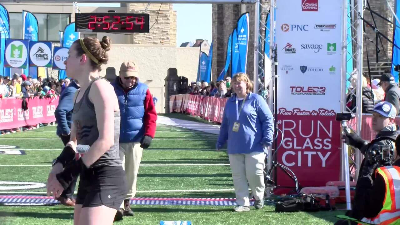 Amy Manning Wins Her First Mercy Health Glass City Marathon