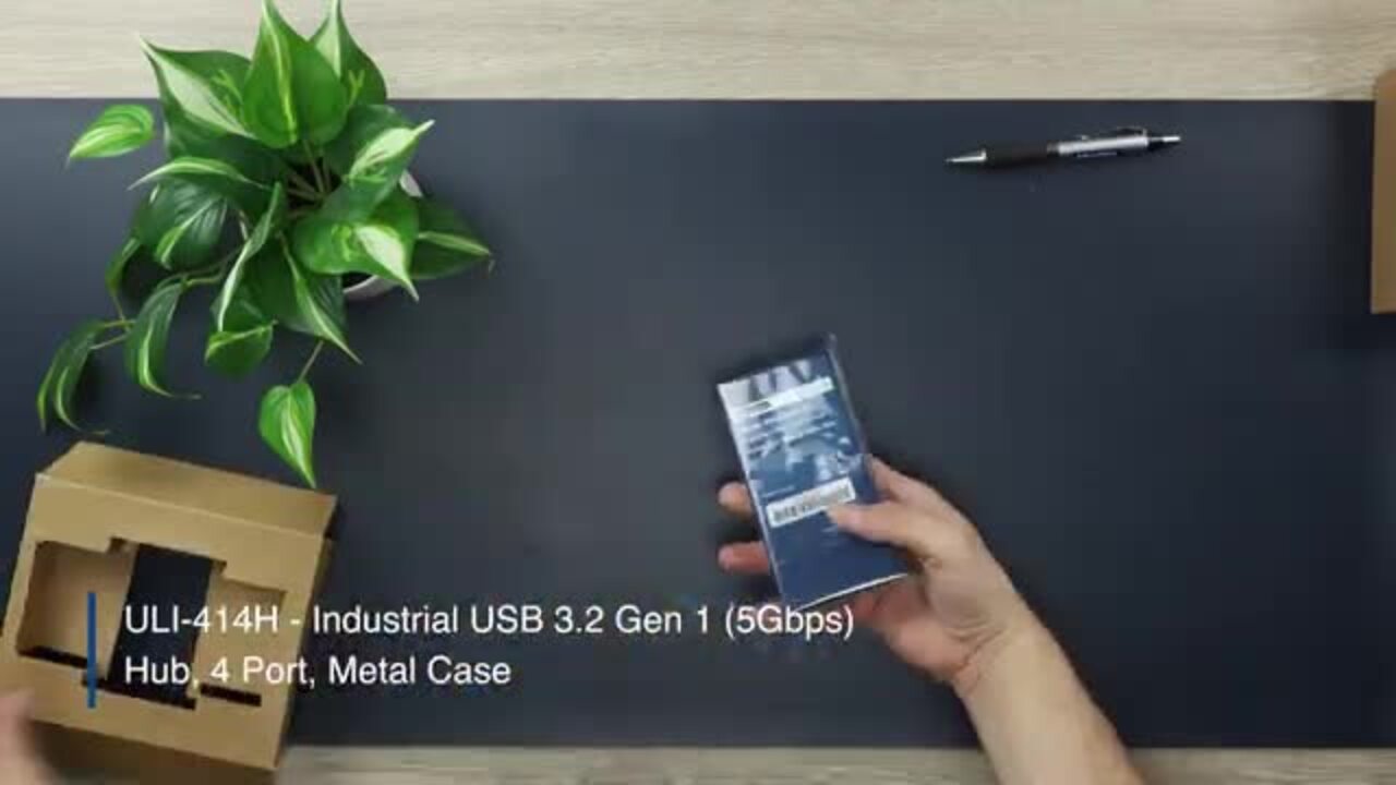 Unboxing the BB-USH204 Industrial USB 3.2 Hub (4 Port)
