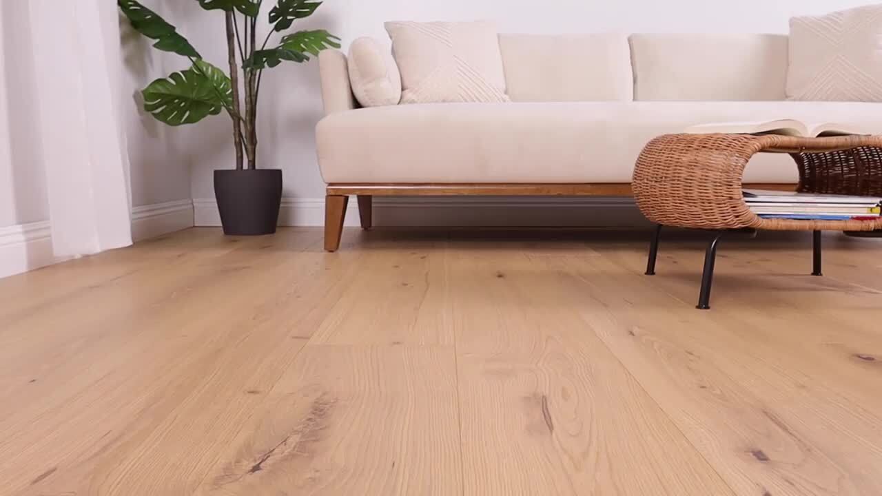 MSI Madison Pointe White Oak XL 1/2 in. T x 7.48 in. W Tongue and Groove Engineered Hardwood Flooring (34.97 sq. ft./case)