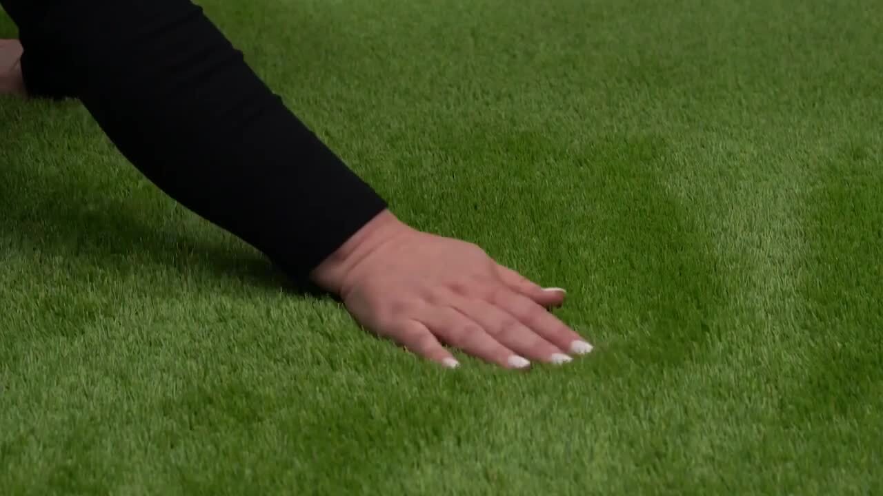 Nance Carpet and Rug Turf 6 ft. x 9 ft. Green Artificial Grass Rug