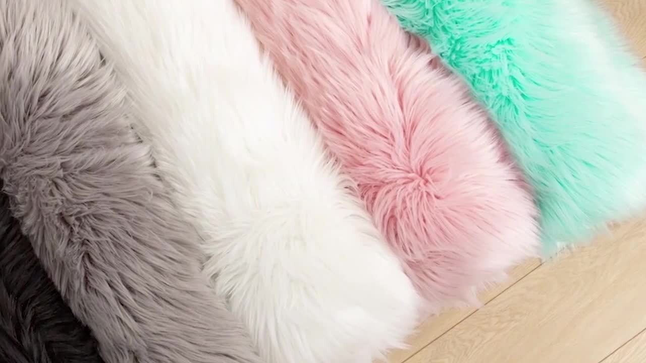 iliebe Sheepskin Faux Furry Pale Yellow Cozy Rugs 8 ft. x 10 ft. Area Rug YMYRC810