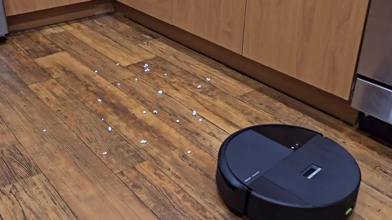 Reviews for iRobot Roomba 205 Vac DustCompactor Bagless 13.2 in 