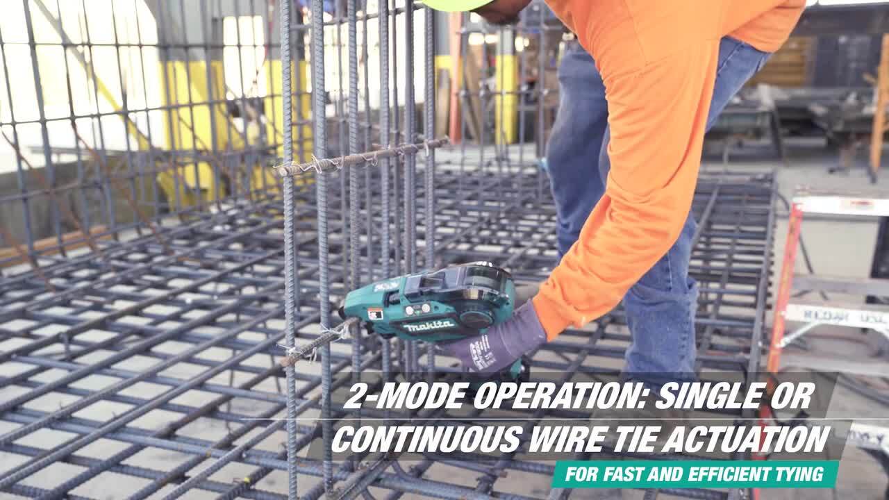 Milwaukee MX FUEL Lithium-Ion Cordless Concrete Vibrator Kit with M18 FUEL 1-1/8 in. SDS -Plus Rotary Hammer/Dust Extractor Kit