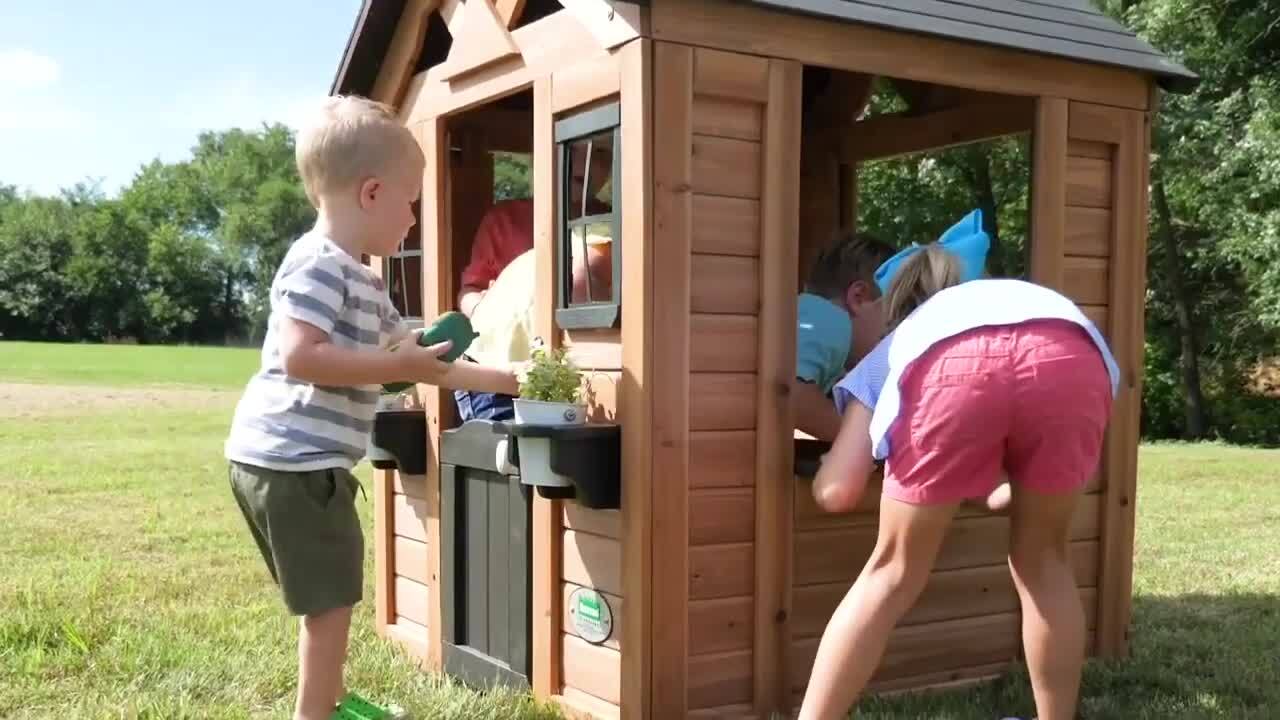 Casita para niños de cedro Sweetwater 