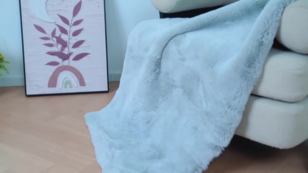 iliebe Mmlior Light Gray 8 ft. x 10 ft. Soft Faux Rabbit Fur iliebe Mmlior Light Gray 8 ft. x 10 ft. Soft Faux Rabbit Fur
