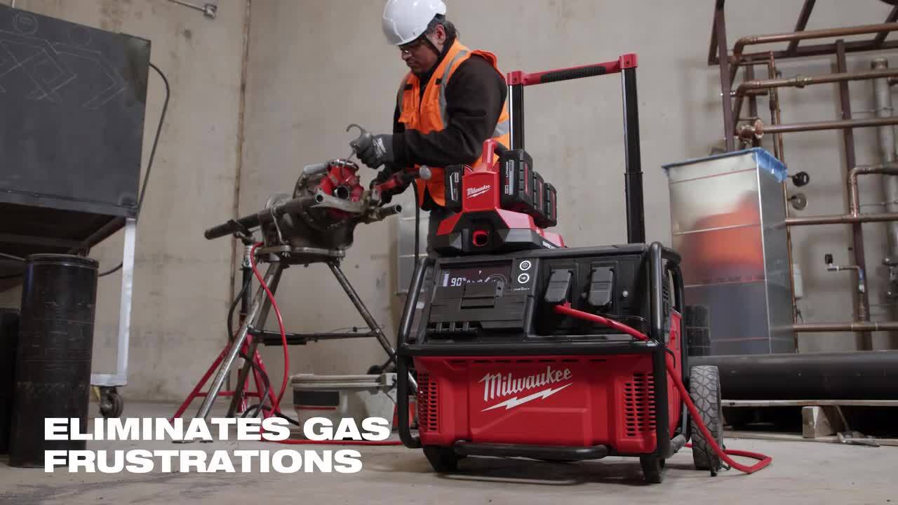 Milwaukee - ROLL-ON 3600-Watt Output/7200-Watt Peak 2.5kWh Lithium-Ion Battery Powered Push Start Power Station Battery Generator