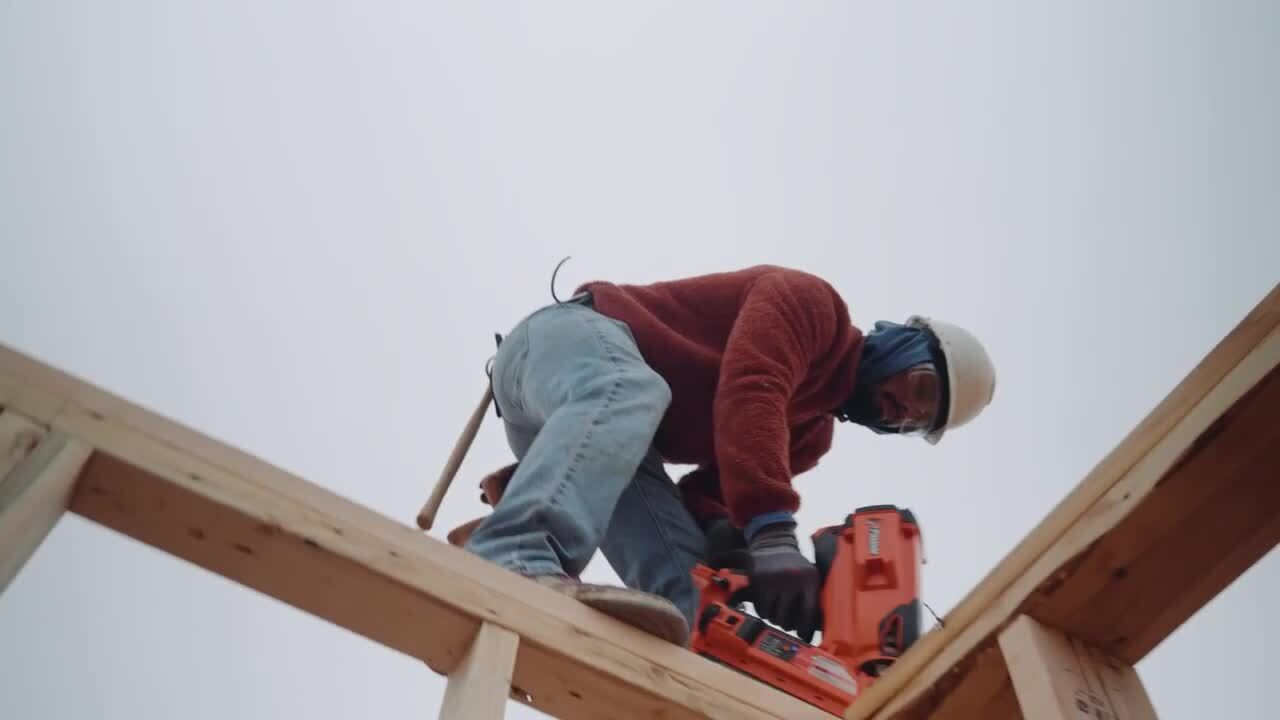 Paslode Angled 2.5-in 16-Gauge 30-Degree 7.5-Volt Cordless Finish Nailer Paslode Angled 2.5-in 16-Gauge 30-Degree 7.5-Volt Cordless Finish Nailer