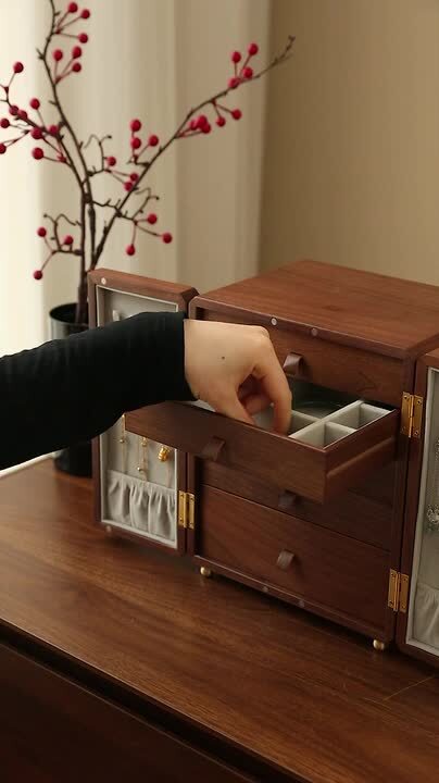 Lesly in Wide Walnut Color With Glass Flower Window Door Wooden