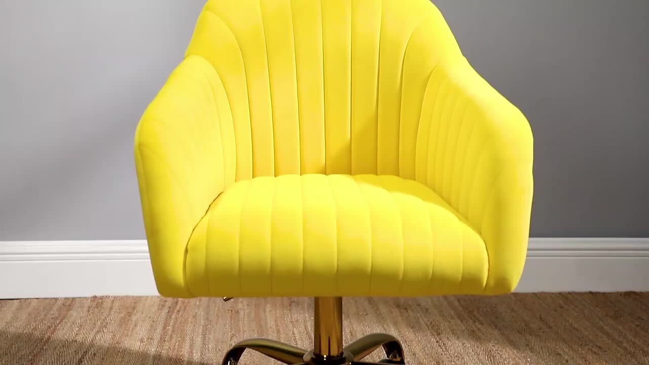 【新品定価1.4万】KELTY ESSENTIAL CHAIR　キャメルベージュ 新品定価1.4万】KELTY ESSENTIAL CHAIR キャメルベージュ