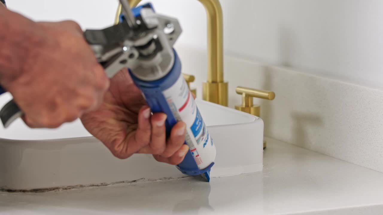 GE Renew 9.5 oz. White Kitchen and Bath Sealant 2776762
