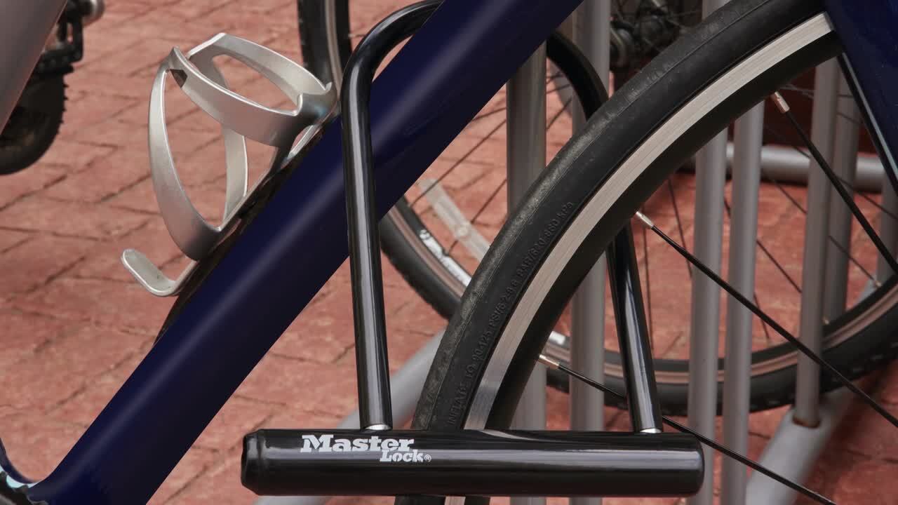 Master Lock Bike U Lock with Key 8170D