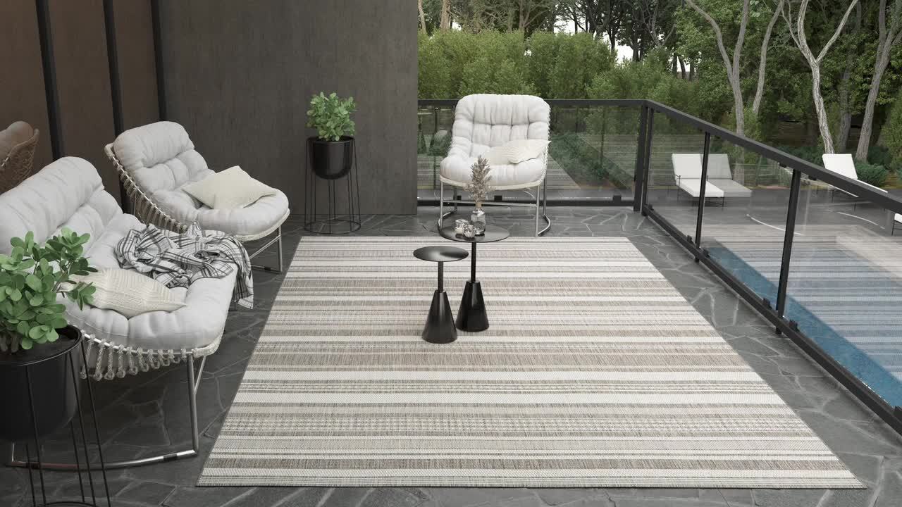 Couristan Recife Gazebo Stripe Ivory-Silver 9 ft. x 12 ft. Indoor