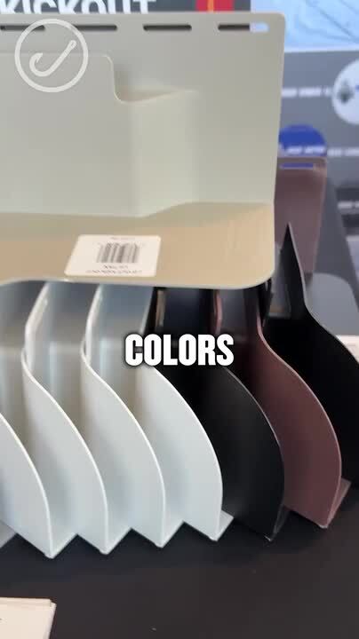 J'D OUT KICKOUT 3.75 in. x 8 in., Polypropylene Roof to Wall