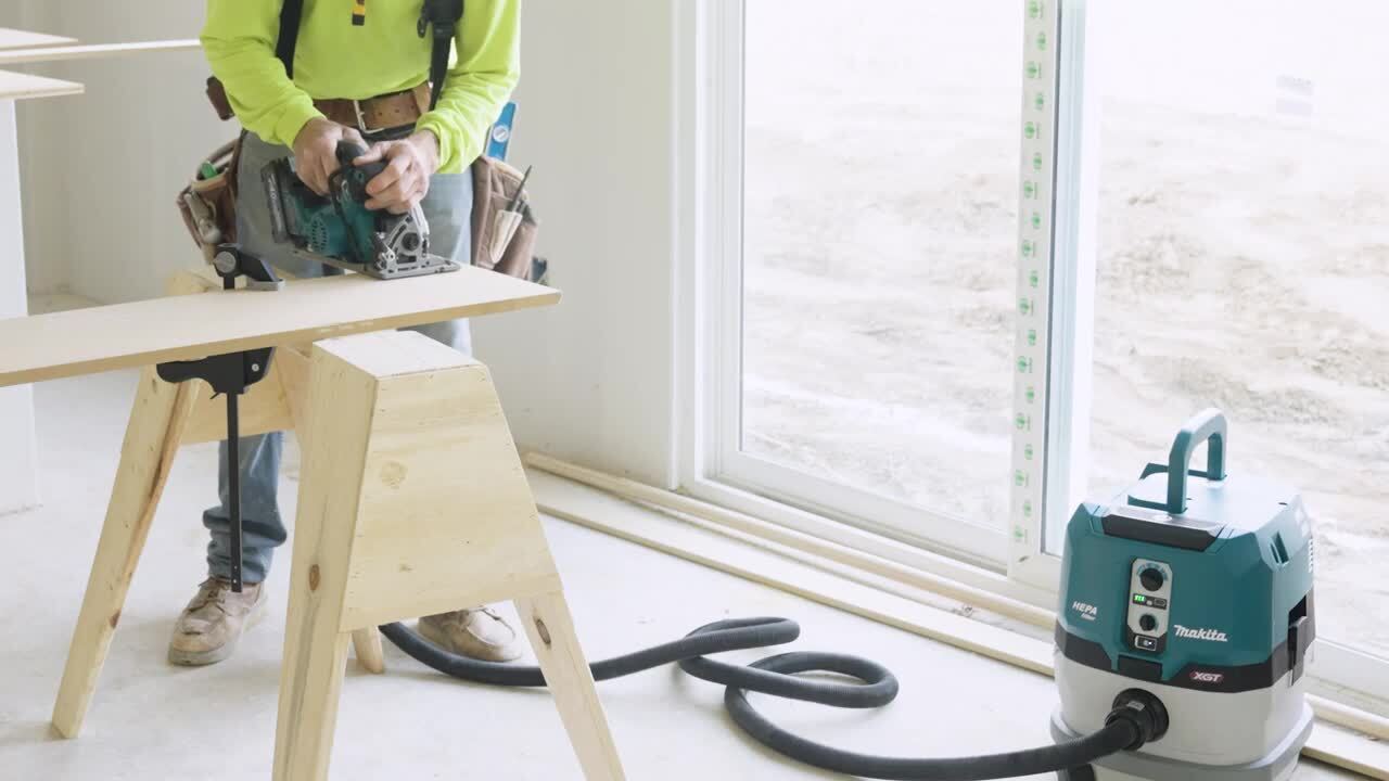 Makita 40V max XGT Brushless Cordless 6-1/2 in. Circular Saw, AWS