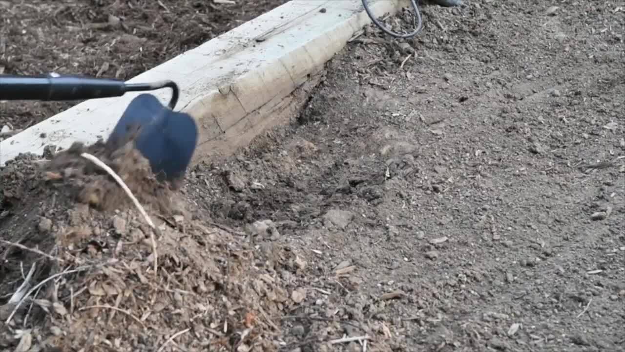 Husky 51 in. L Fiberglass Handle 6.25 in. Garden Hoe with Husky 51 in. L Fiberglass Handle 6.25 in. Garden Hoe with
