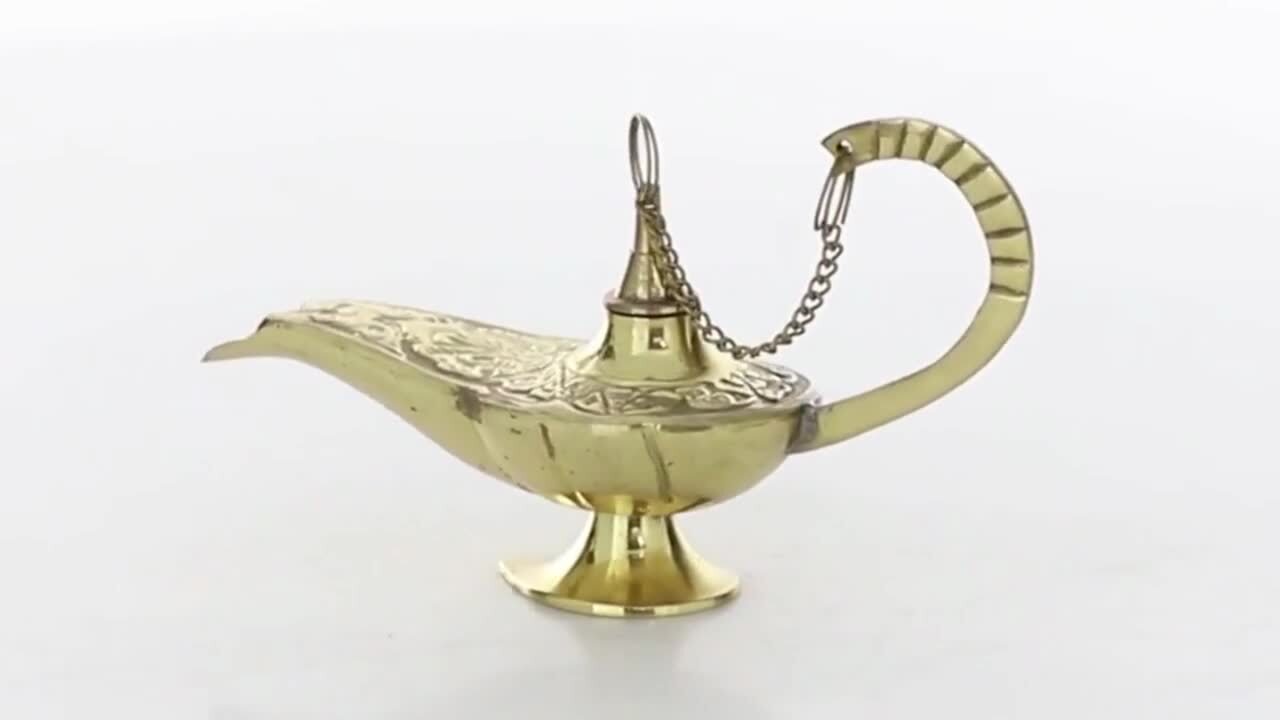 Brass ornate genie oil lamp gorgeous piece 7.25 By 3.25 Inches