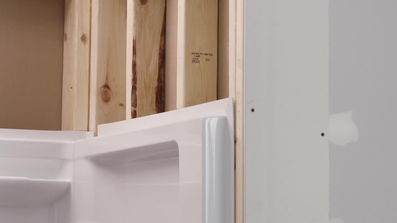 Classic 500 60 in. W x 61.25 in. H x 32 in. D 3-Piece Direct-to-Stud Alcove Tub Surrounds in High Gloss White Classic 500 60 in. W x 61.25 in. H x 32 in. D 3-Piece Direct-to-Stud Alcove Tub Surrounds in High Gloss White