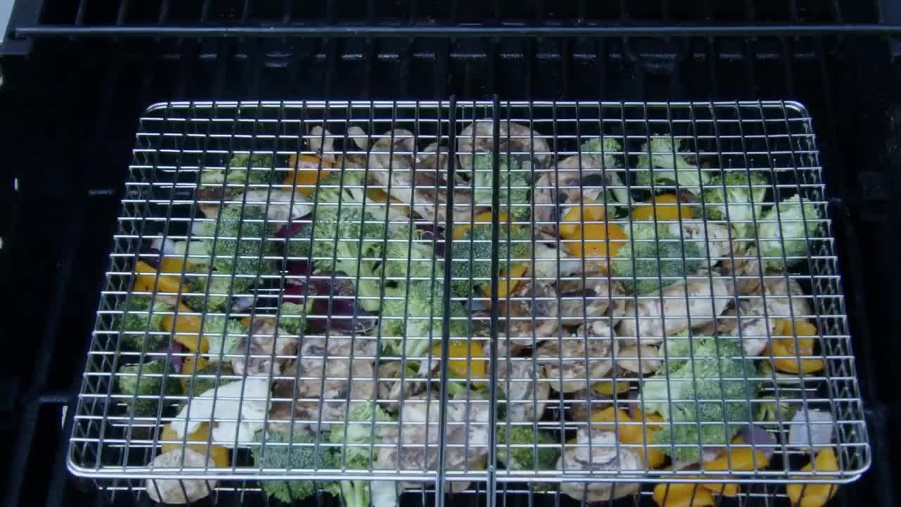 How to Clean Stainless Steel Grill Baskets: Easy & Effective Tips