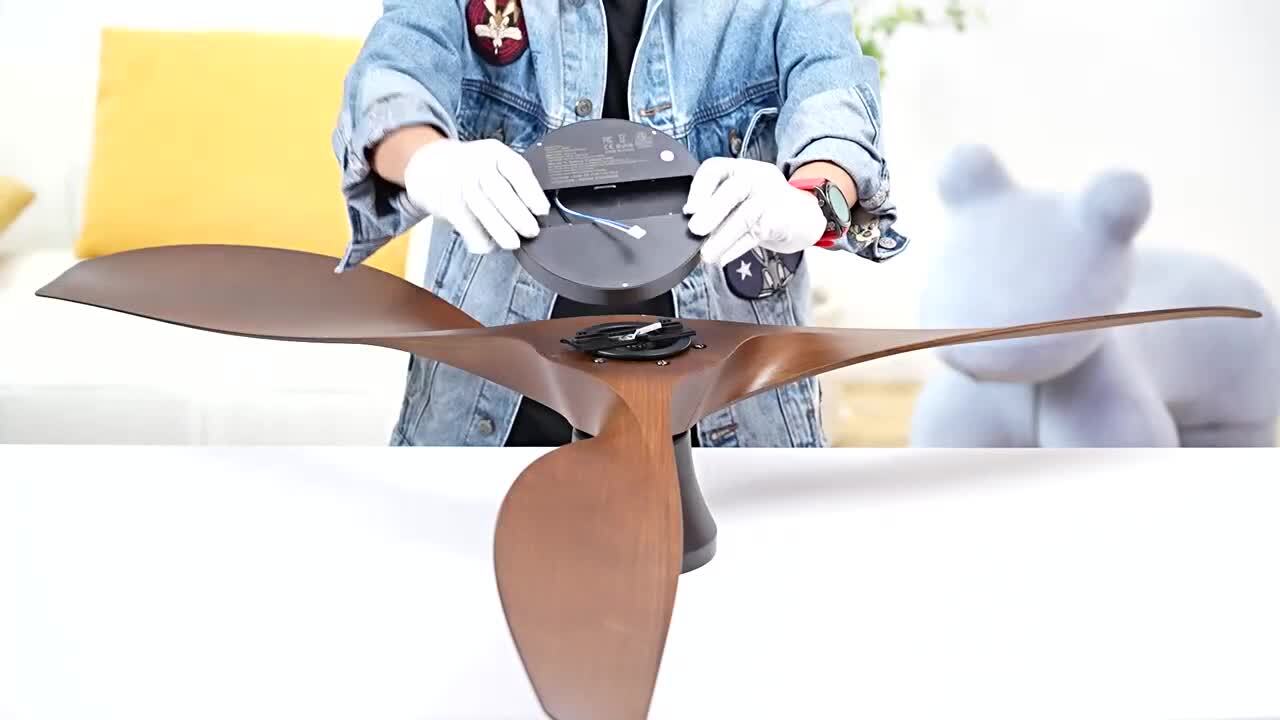 QRMOK R3 52 in. Indoor Ceiling Fan with Light and Remote