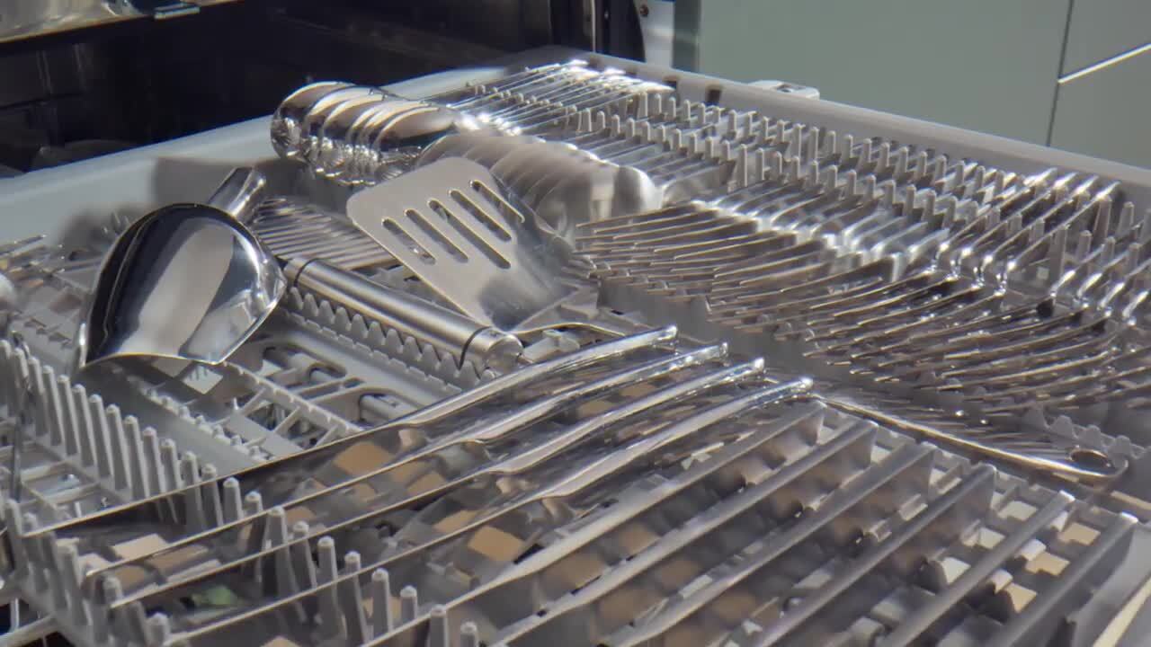 KitchenAid Full Size Dish Rack Review: Light Grey Elegance for Efficient Dish  Drying 