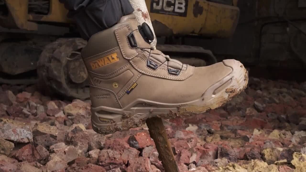 DEWALT Men's Apex BOA Composite Toe Size 8.5 Work Boot Sand