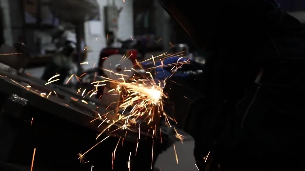 Caiman MAG Unisex Small Gray Top Grain Split Deerskin Leather