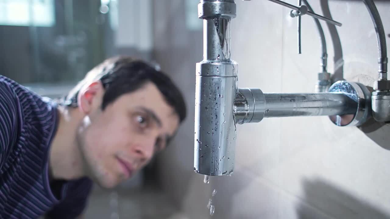 YoLink Smart Water Valve Controller, with Bulldog Water Valve Manipulator, Easy No-Plumber DIY Installation