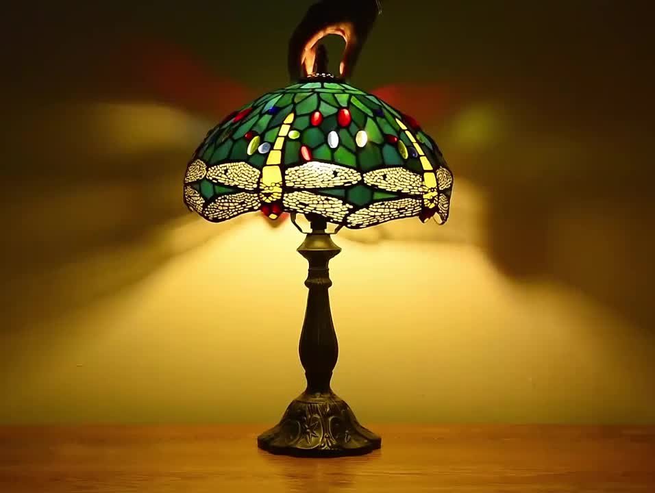 Latepis Decorative 18.1 in. Multi-Colored Tiffany-Style Table Lamp