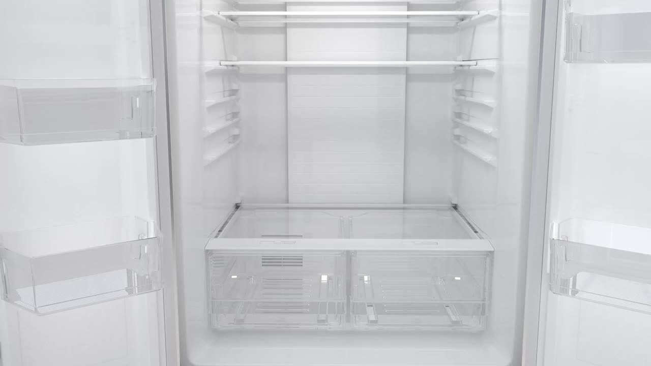 Galanz 29 in. W 16.0 cu. ft. French Door Refrigerator in White