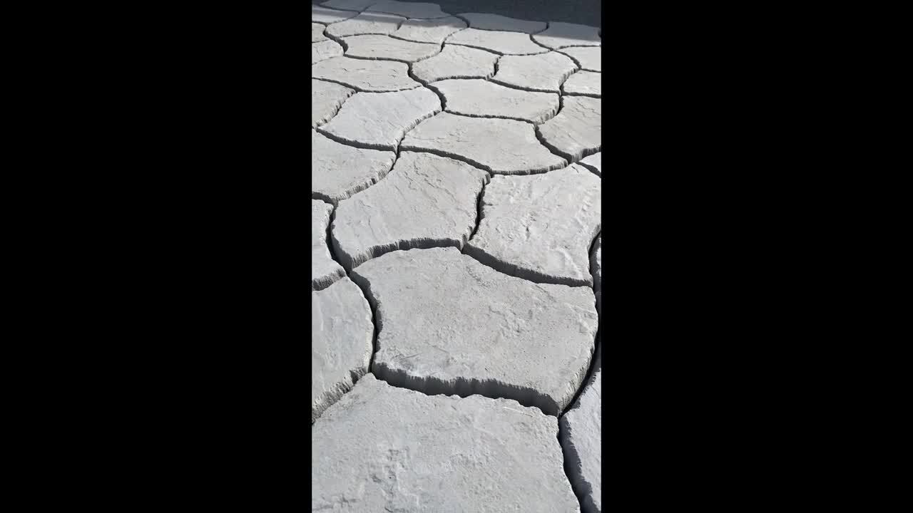 Berkshire 13 in. x 19 in. Gray Variegated Irregular Paver Kit (60-Pieces per Pallet) Berkshire 13 in. x 19 in. Gray Variegated Irregular Paver Kit (60-Pieces per Pallet)
