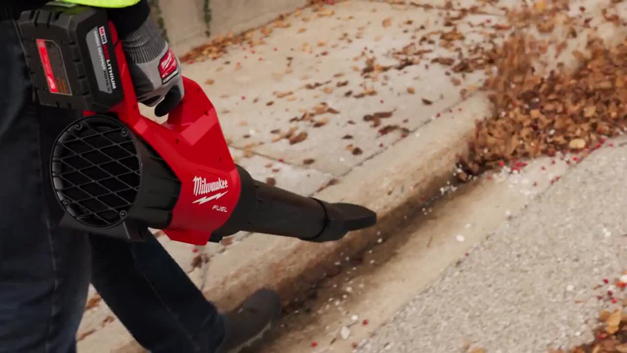 Milwaukee M18 fuel 120 MPH 500 CFM 18-Volt Brushless Cordless Handheld Blower with (2) 6.0 Ah and (4) 5.0 Ah Battery, (2) chargers