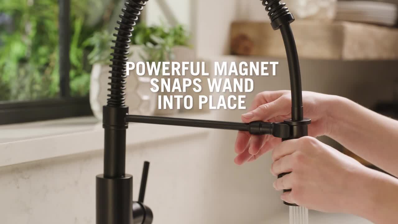 Delta Antoni Gold Single Handle Pull Down Sprayer Kitchen Faucet