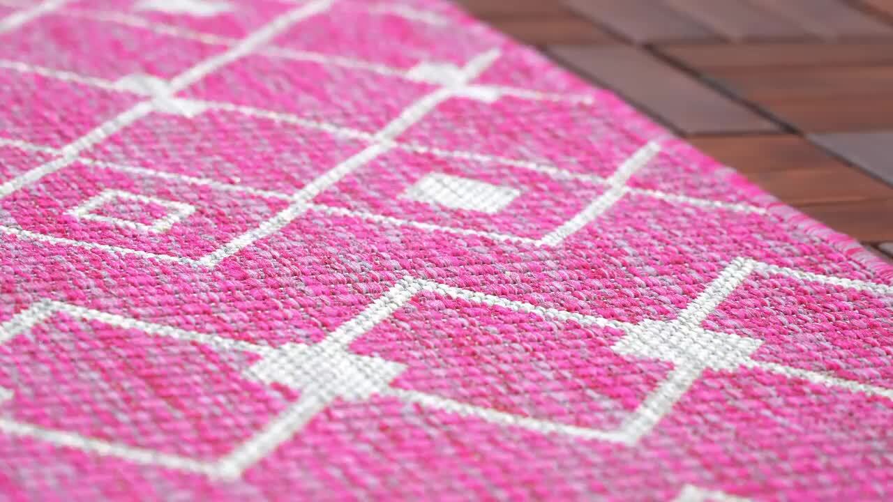 Unique Loom Pink/Gray Tribal Trellis Outdoor 7 ft. x 10 ft