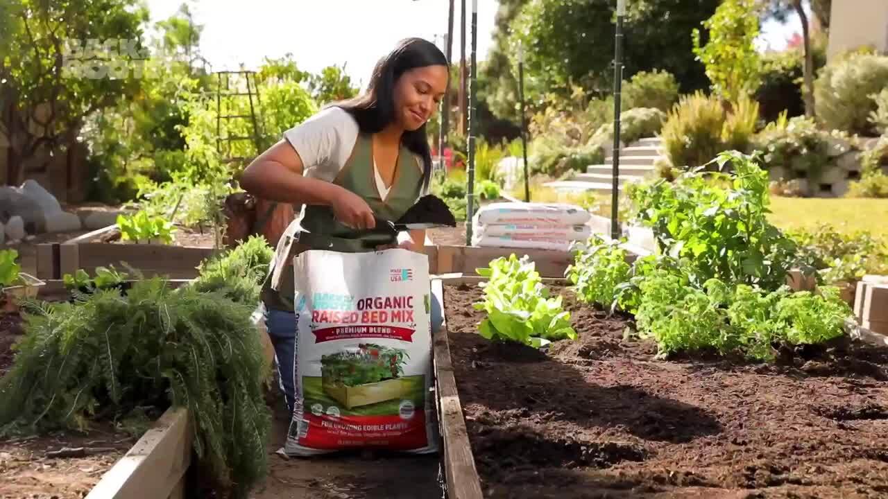 Organic Bulk Raised Bed Soil Pallet (60 1 cu.ft. Bags)
